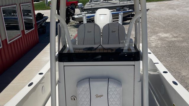 2022 Ranger 2510 Bay - 9