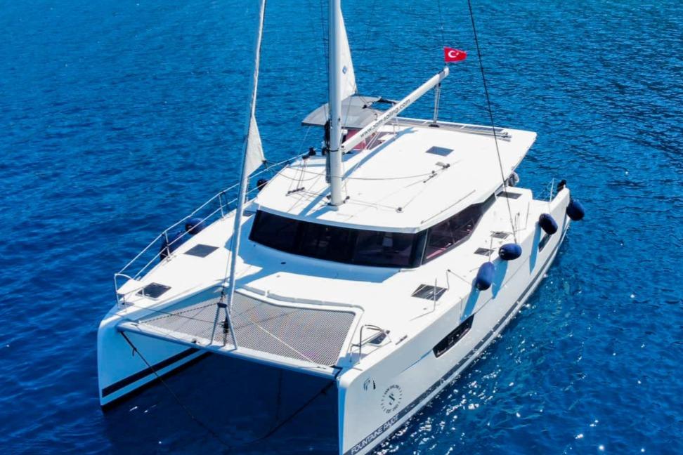 2022 Fountaine Pajot Isla 40