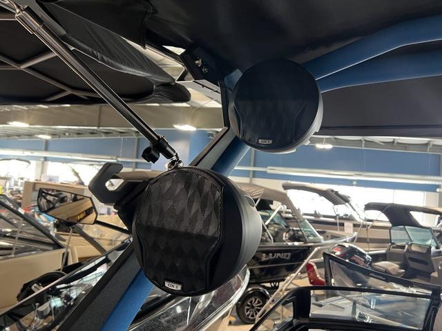 2025 Malibu Wakesetter 25 LSV - 32