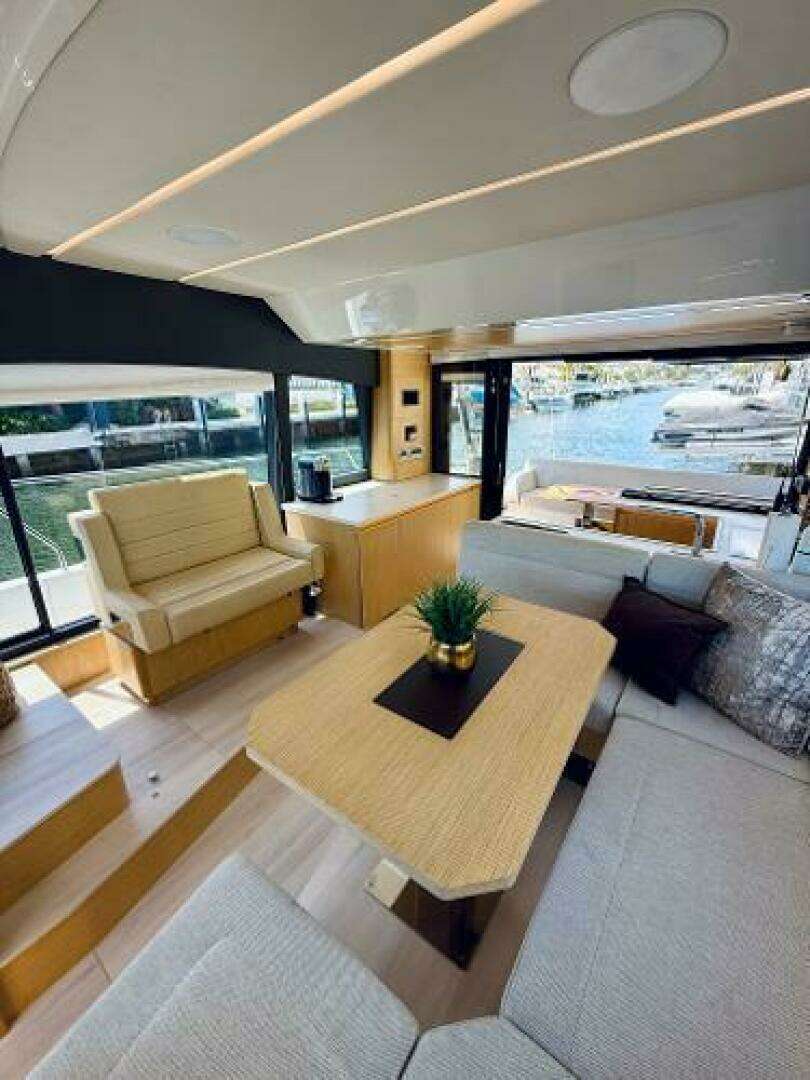 2019 Sealine F430 - Image 35