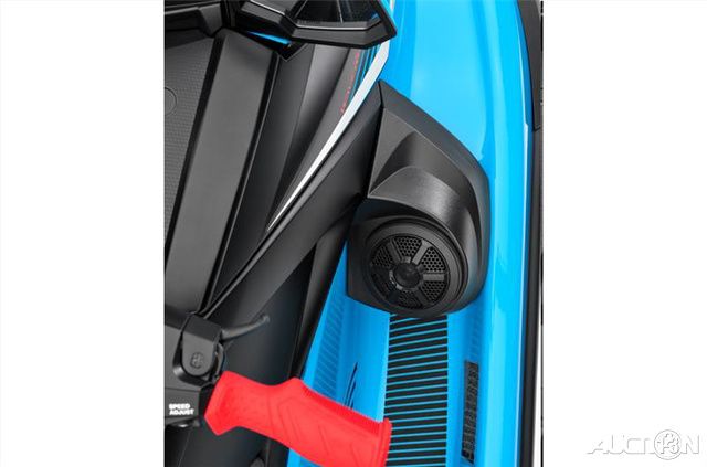 2024 Yamaha WaveRunner VX DLX - 3