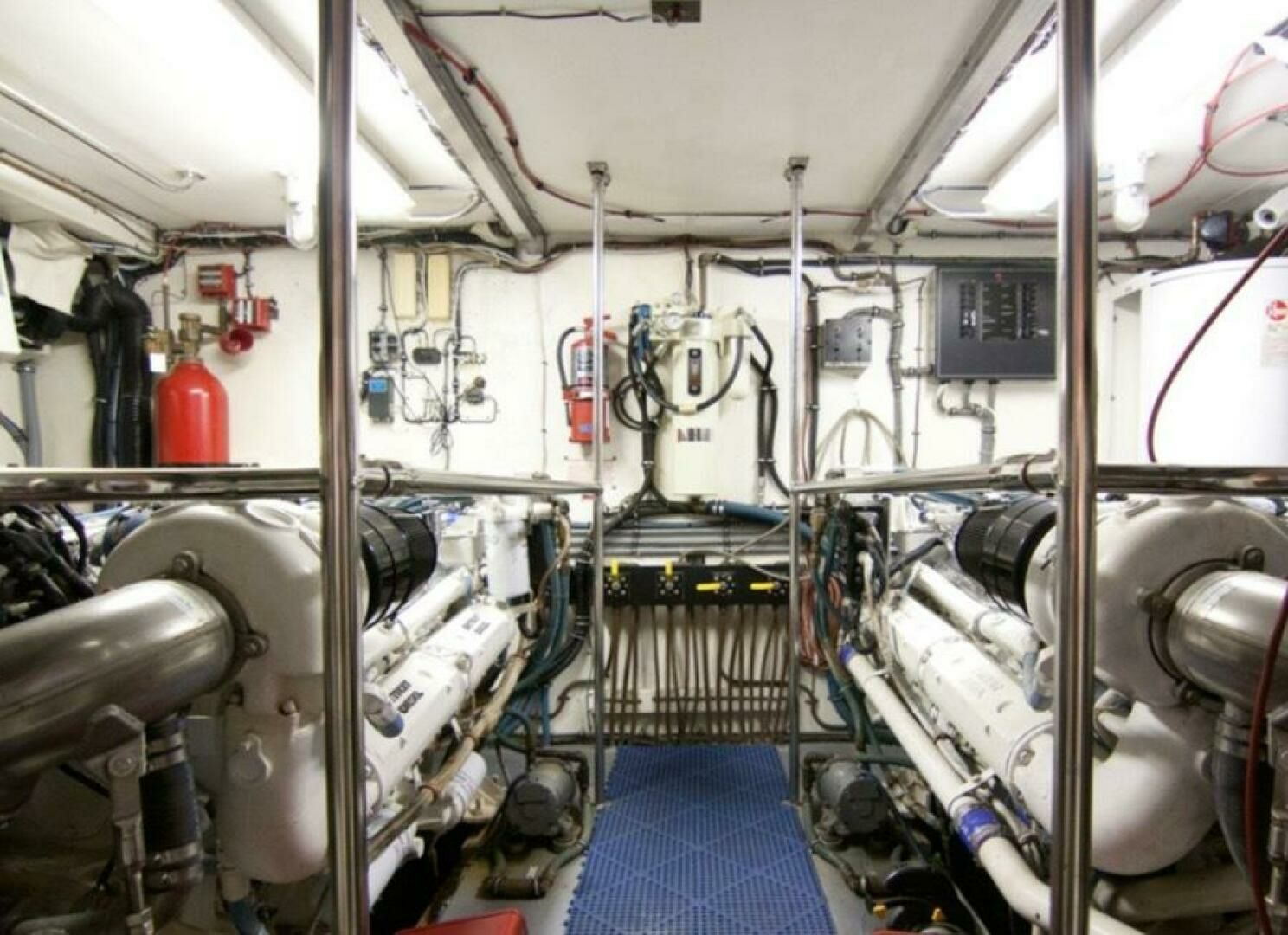 1994 Hatteras 70 Cockpit Motor Yacht - Image 64