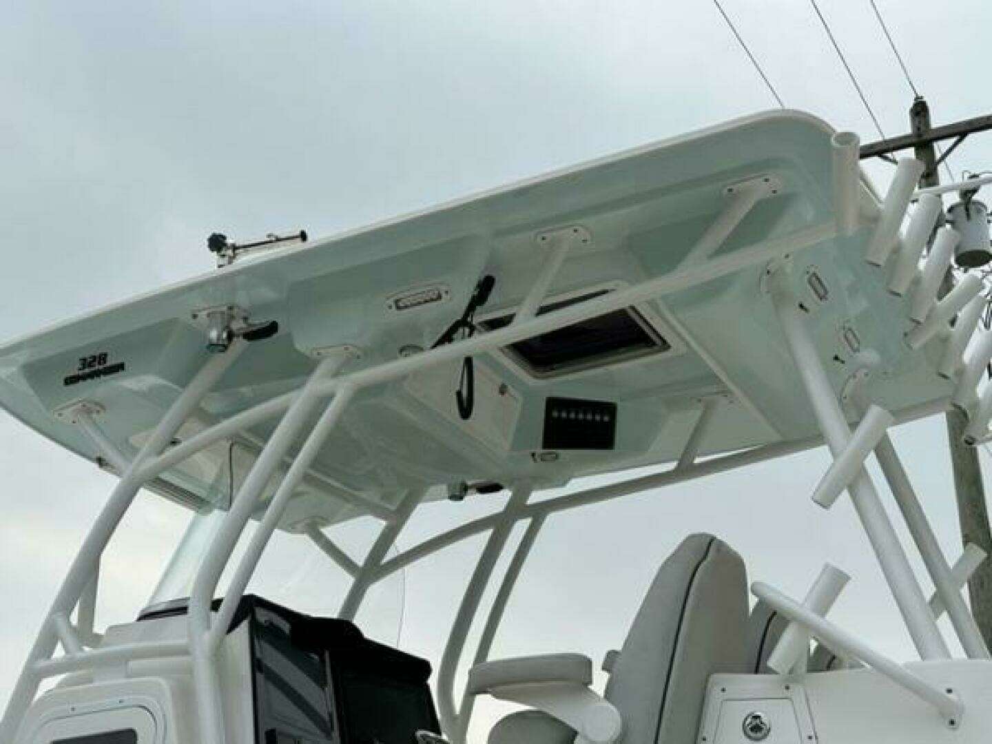 2019 Sea Fox 328 Commander - Image 5