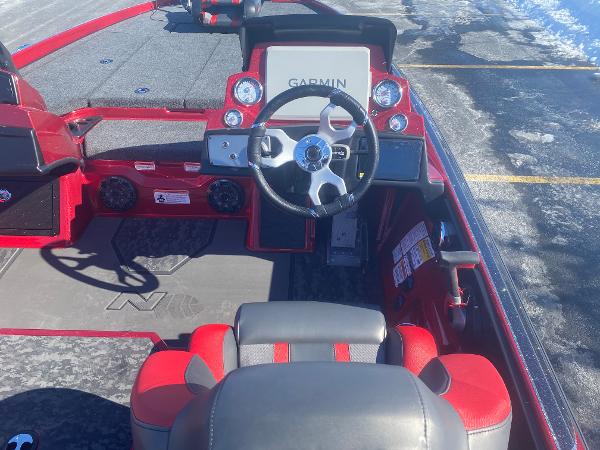 Interior of 2025 Nitro Z21 XL Pro boat with Garmin navigation system.