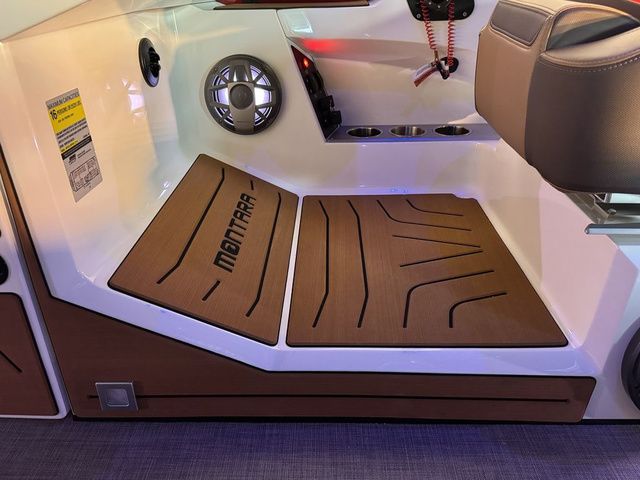2026 Montara SURF BOSS EVO SL 25' - 15