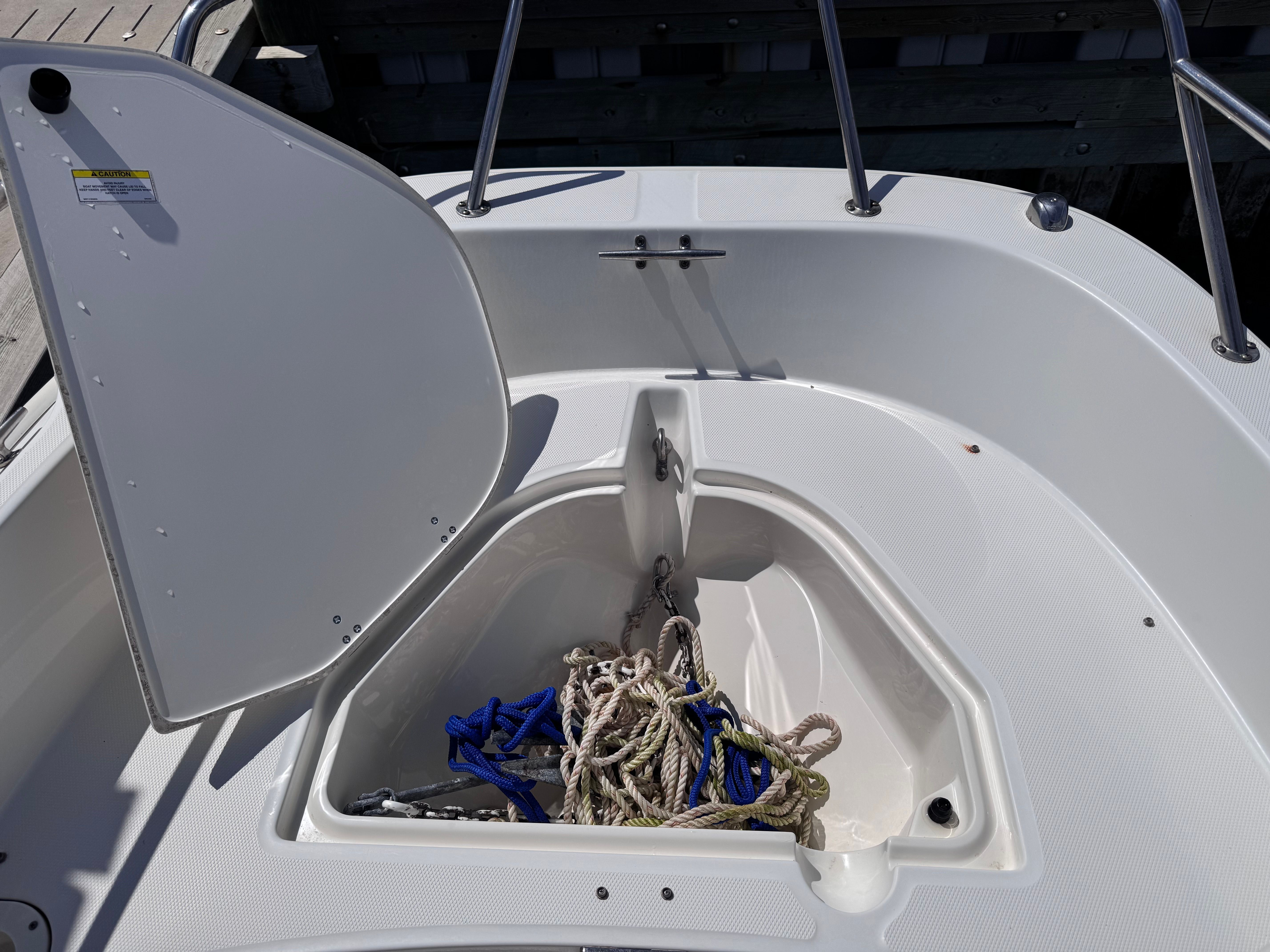 2013 Boston Whaler 170 Dauntless - 9