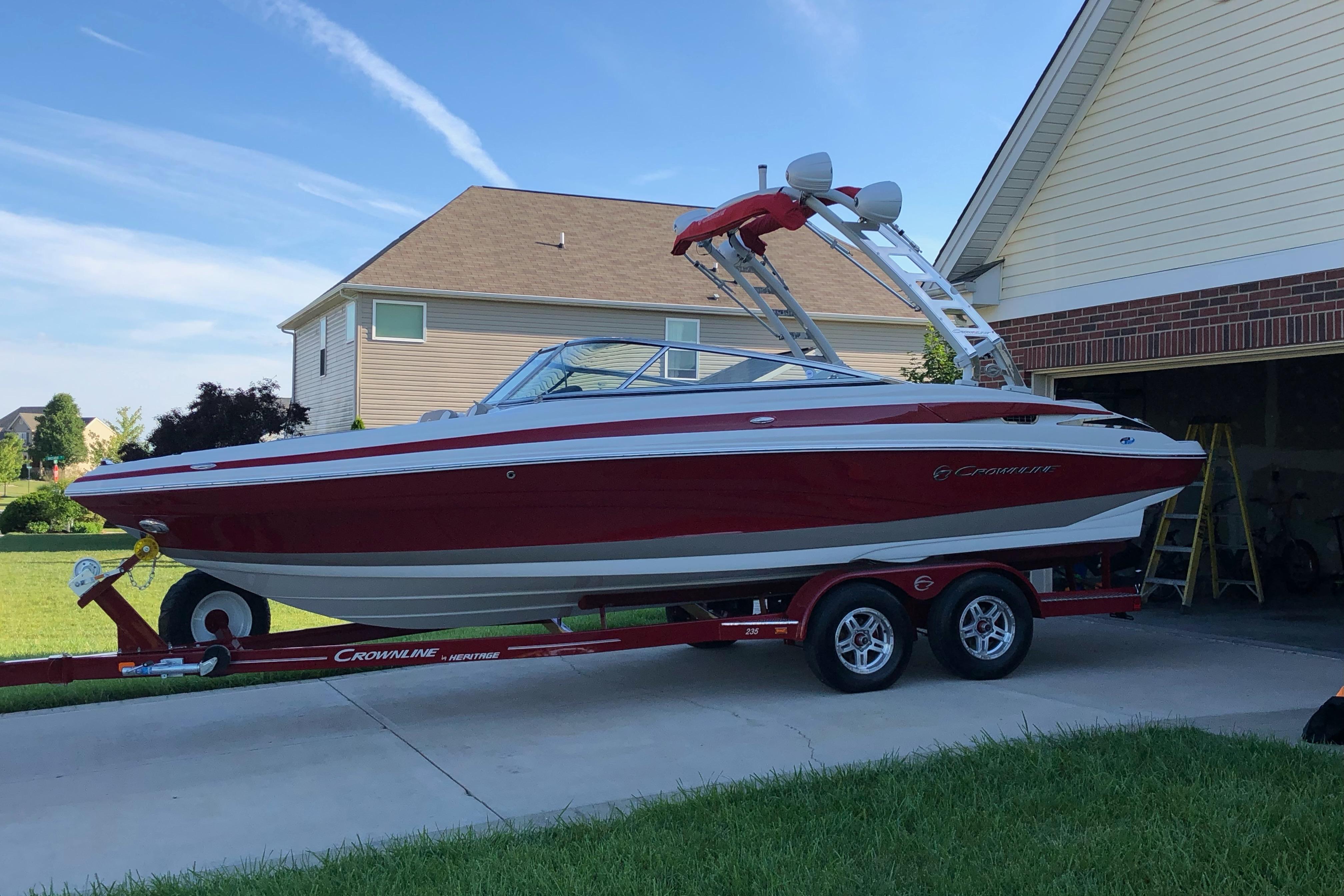 2020 Crownline 235 SS