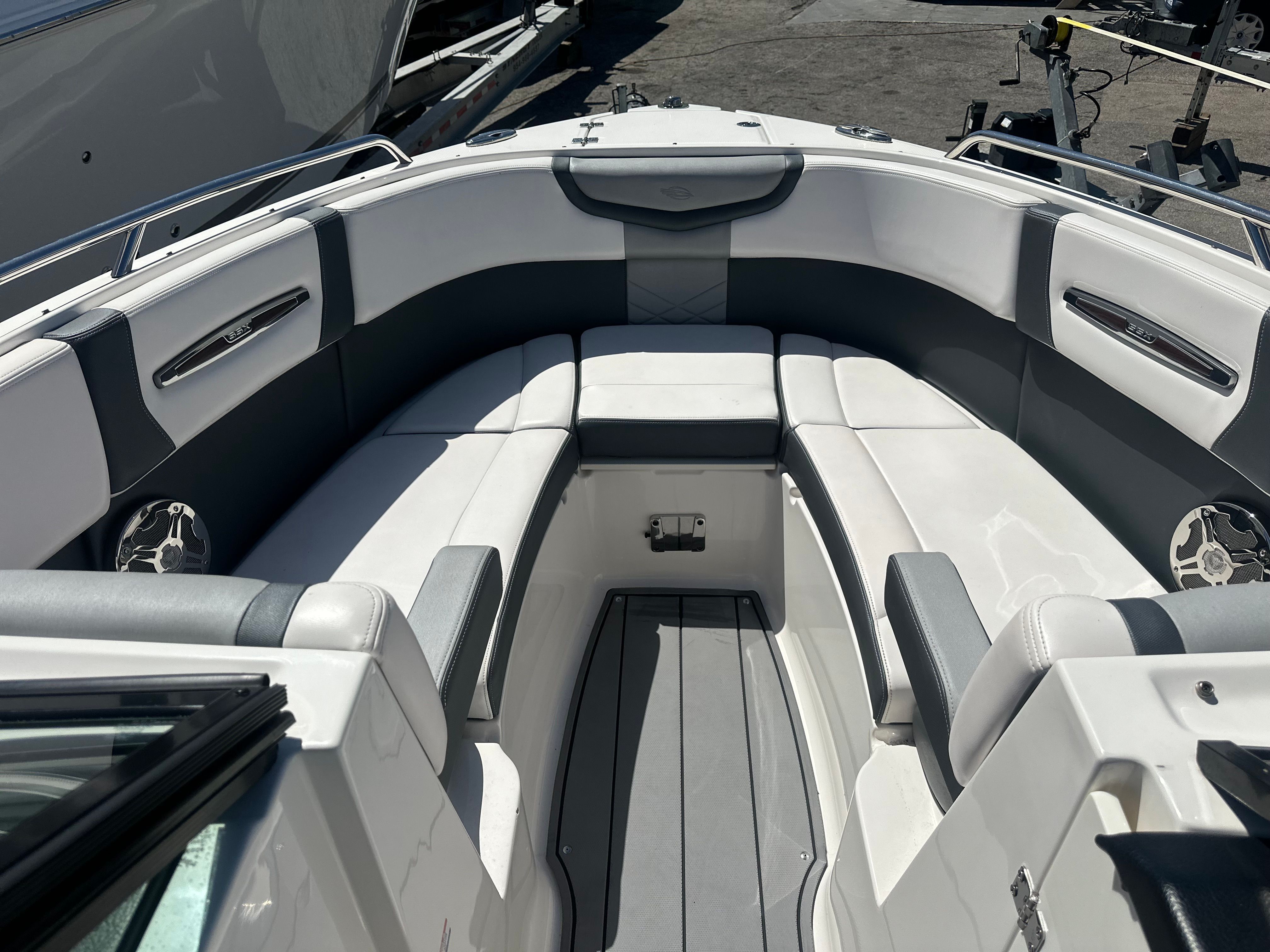 2020 CHAPARRAL 257 SSX OB - Image 17