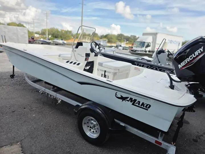 2026 Mako Pro Skiff 17 CC - 3