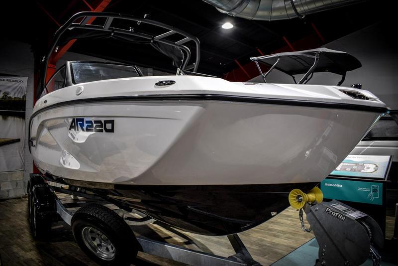 2023 Yamaha Boats AR220