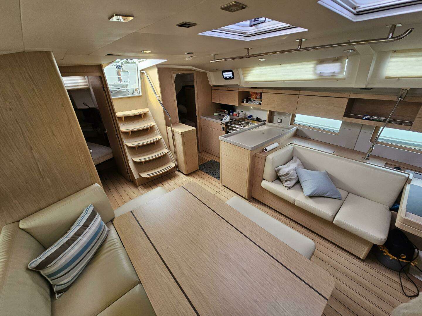 2019 Beneteau Oceanis 46.1 - Image 17