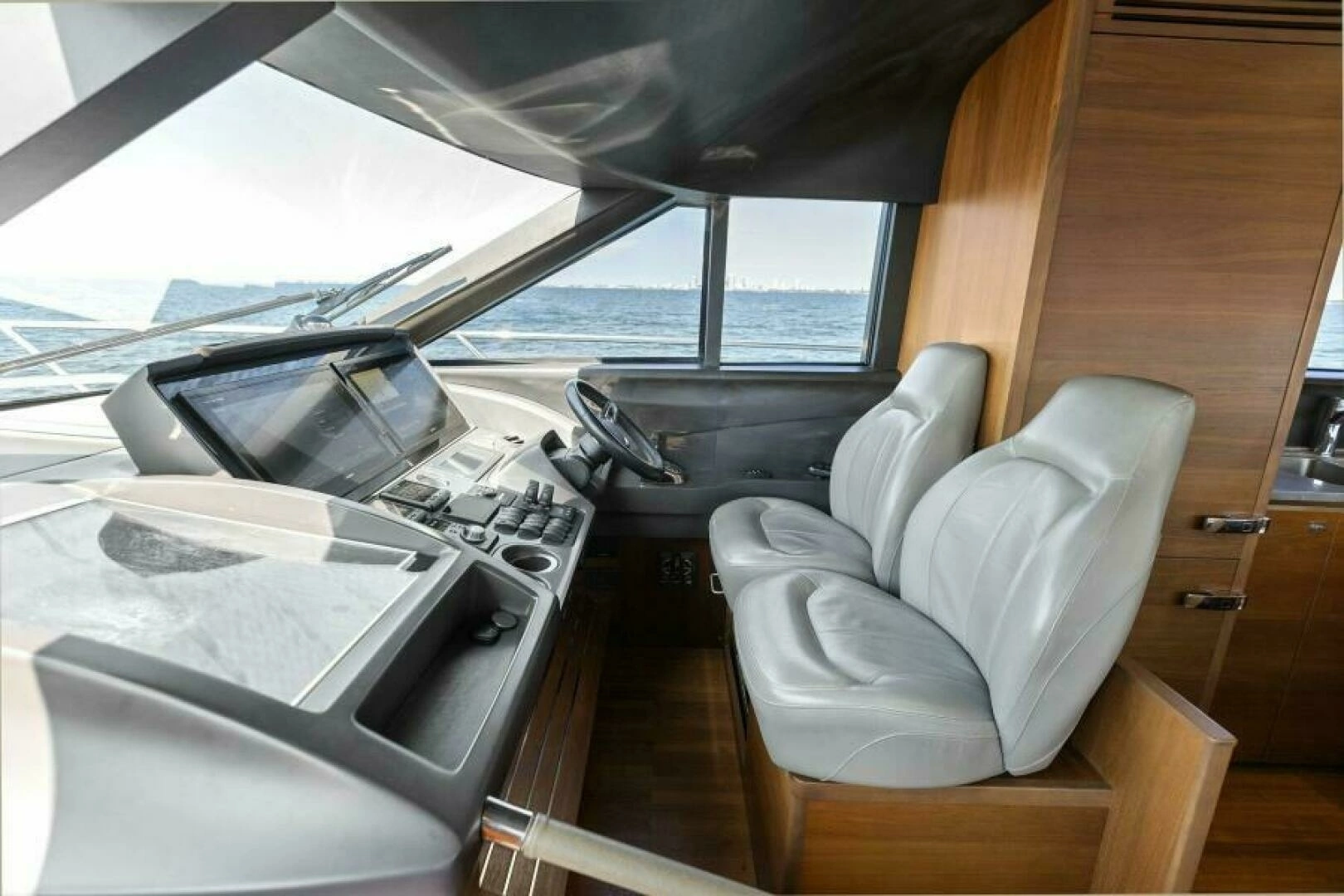 2016 Princess 60 Flybridge - Image 29