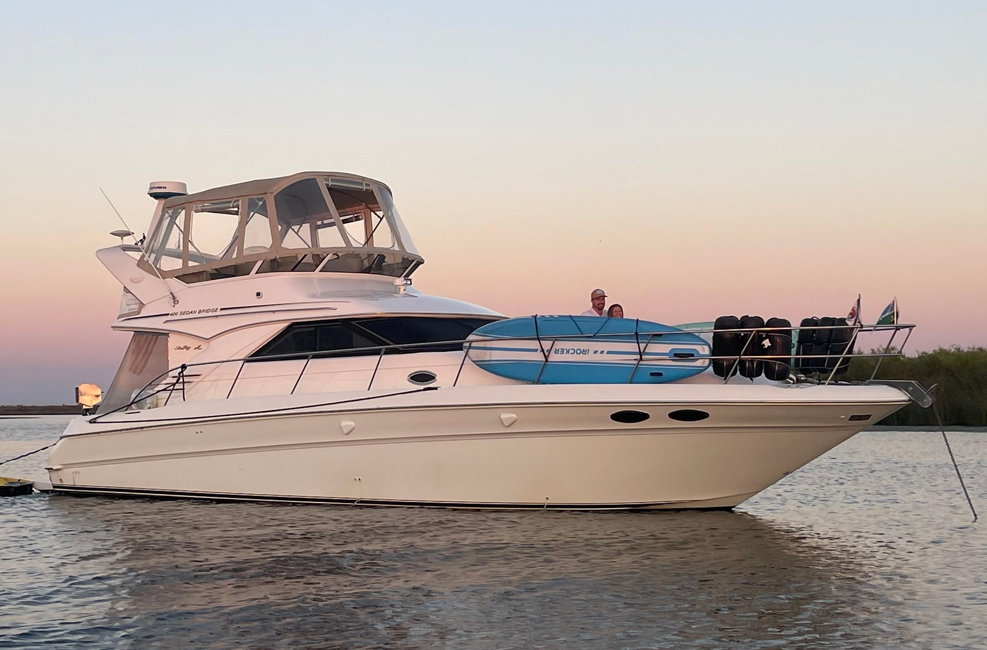 1999 Sea Ray 400 Sedan Bridge