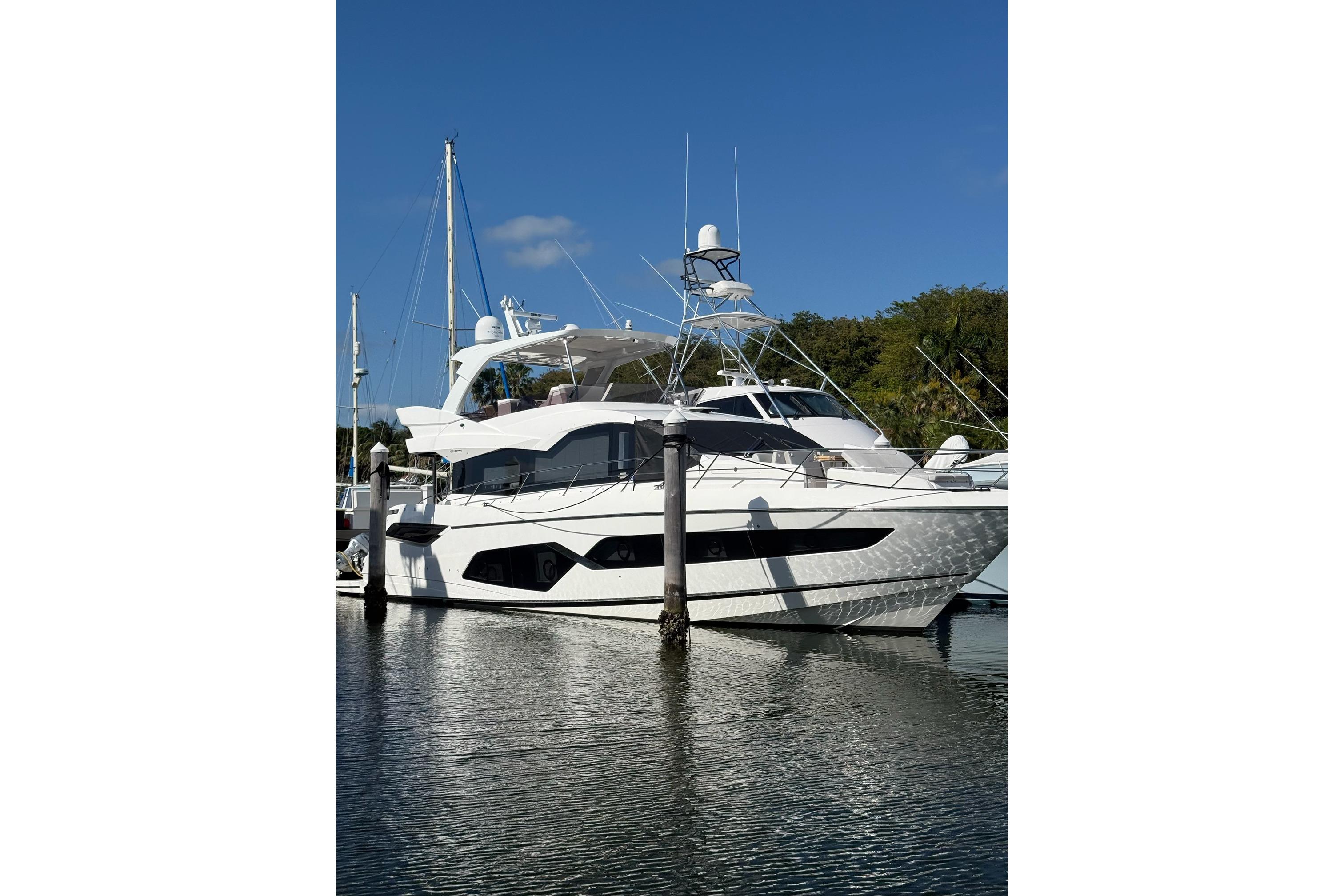 2022 Sunseeker Manhattan 68
