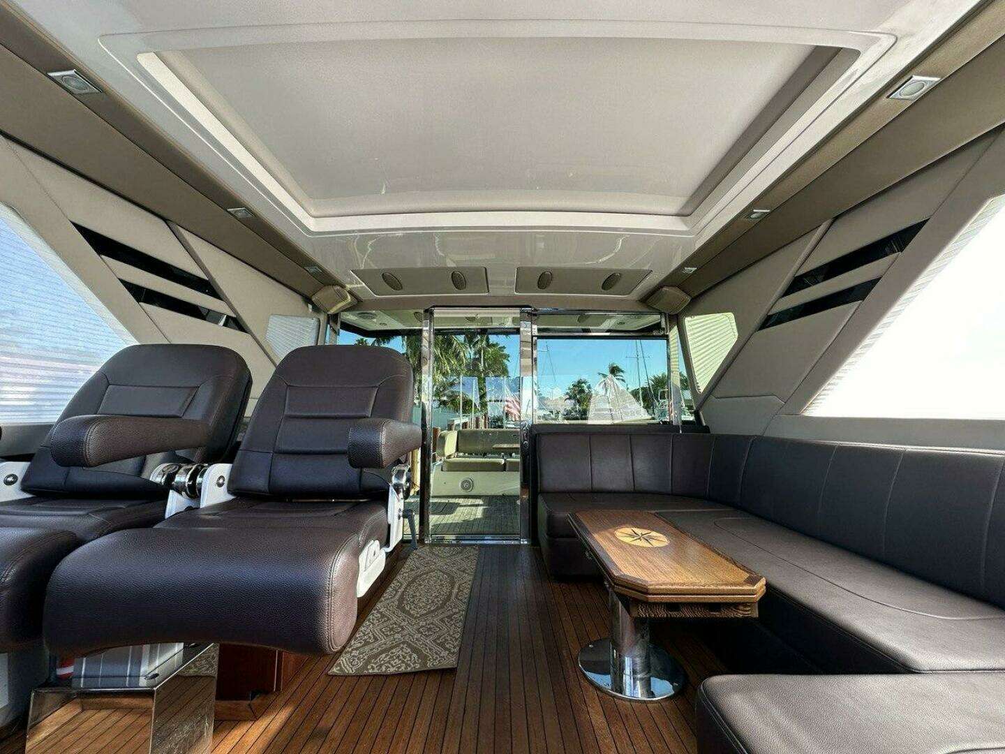 2015 Regal 53 Sport Coupe - Image 17