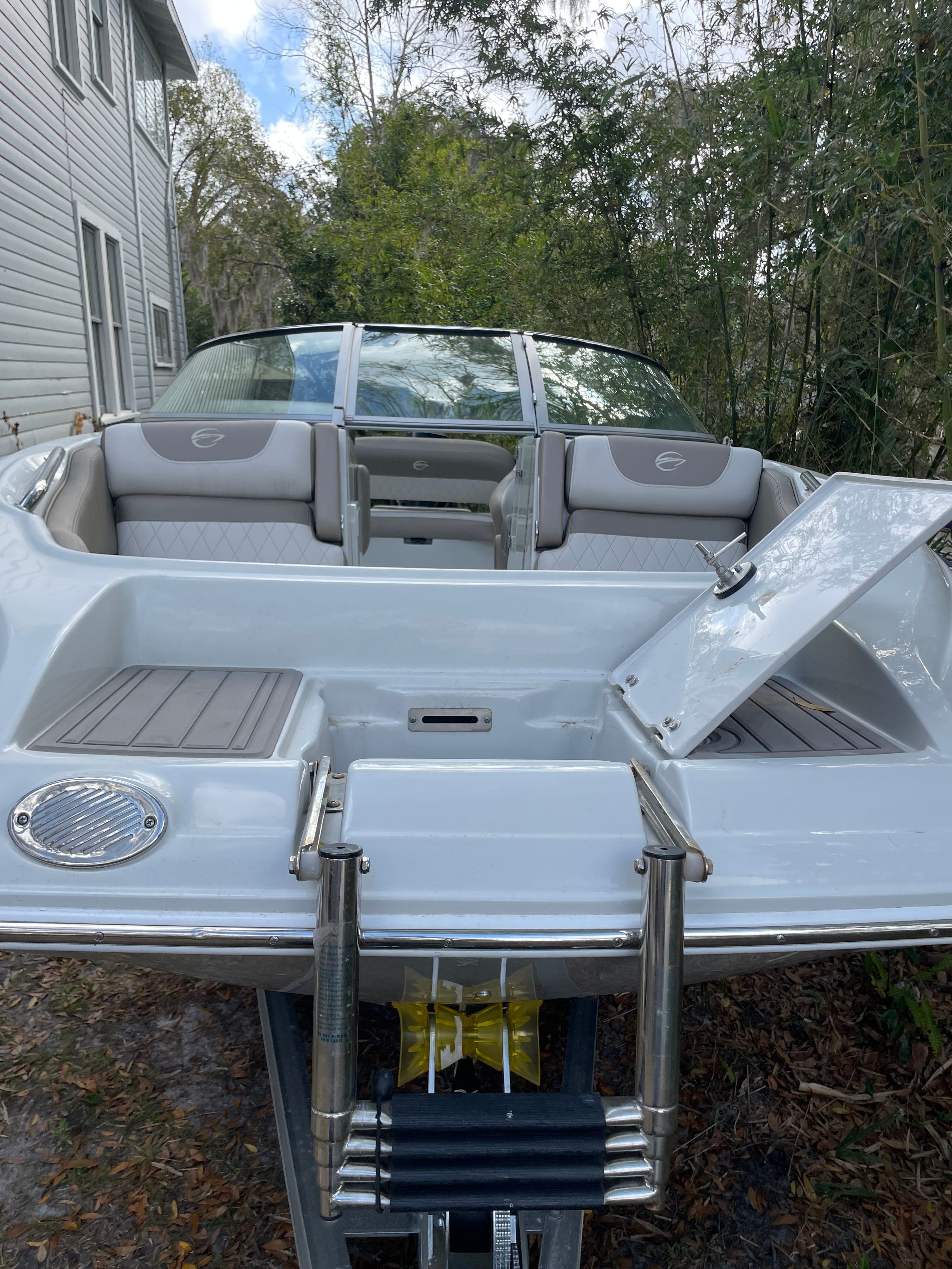 2023 Crownline Eclipse E235 - 10