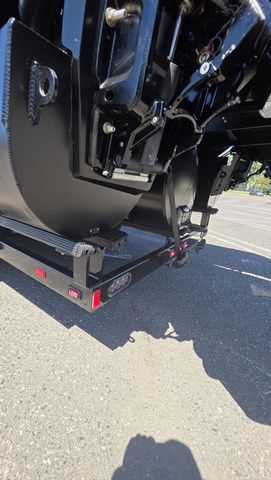 2025 Manitou 26' Explore 6' Max Deck With Dual 150hp Motors - 85