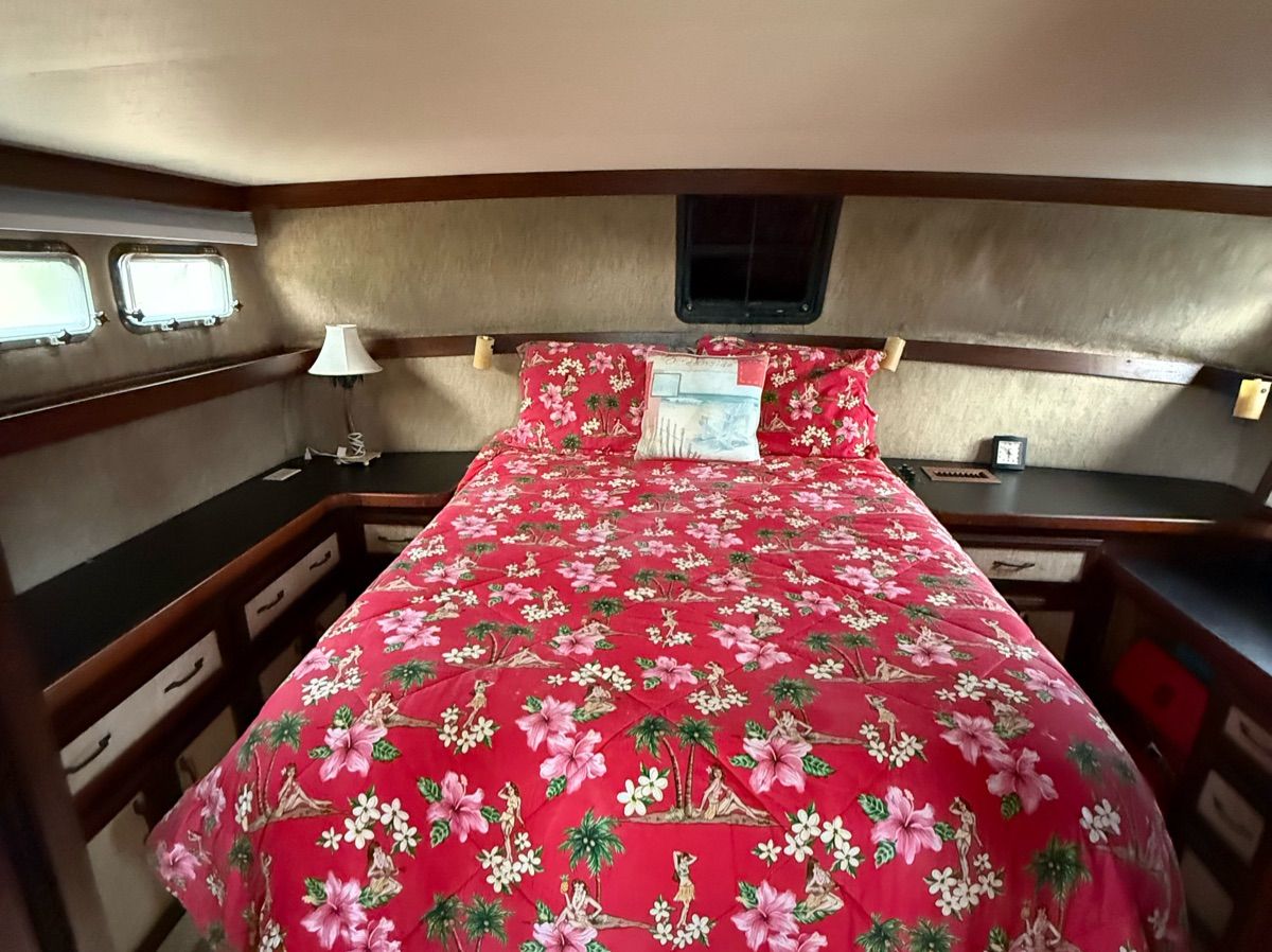 1982 Carver 36 Aft cabin Moter yacht - 3