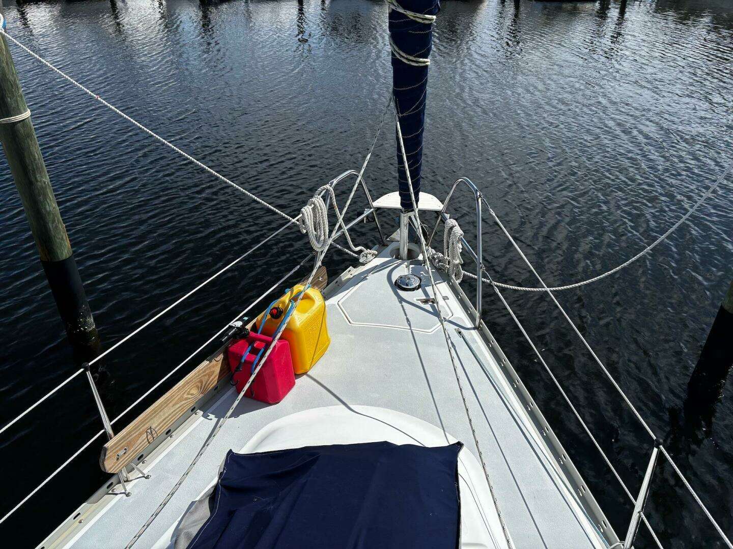 1993 Hunter 33.5 - Image 7
