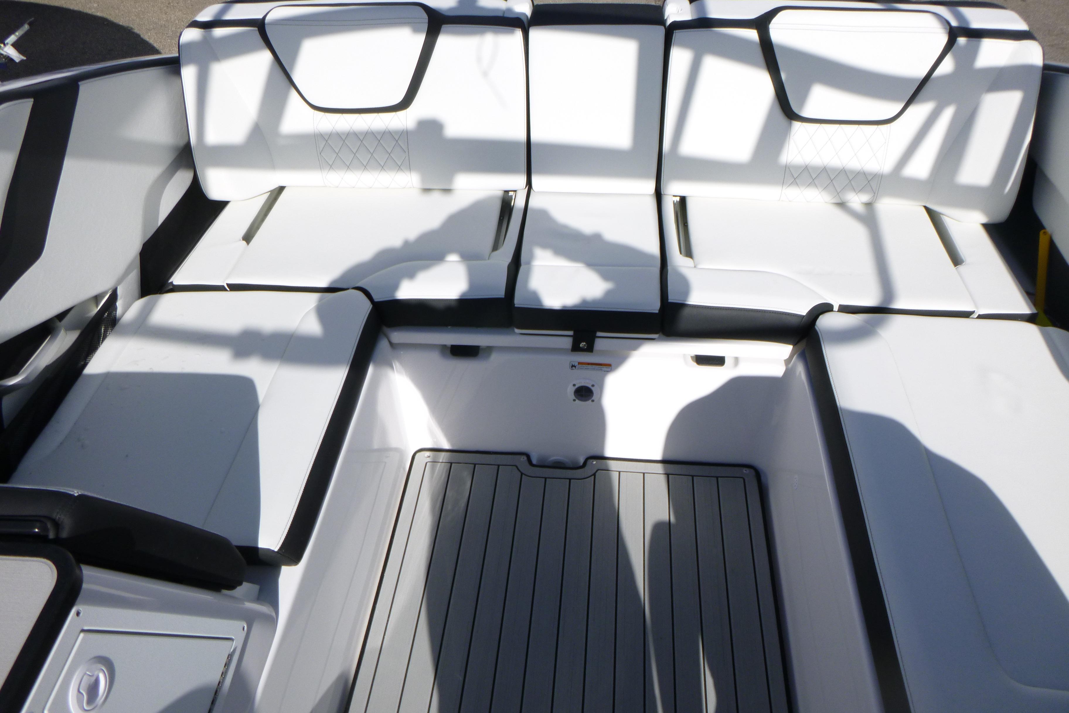 2026 Yamaha Boats 252SD interior seating with modern design and spacious layout.