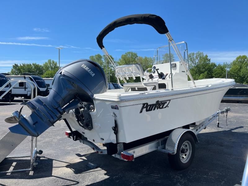 2025 Parker 18SE Center Console - 3