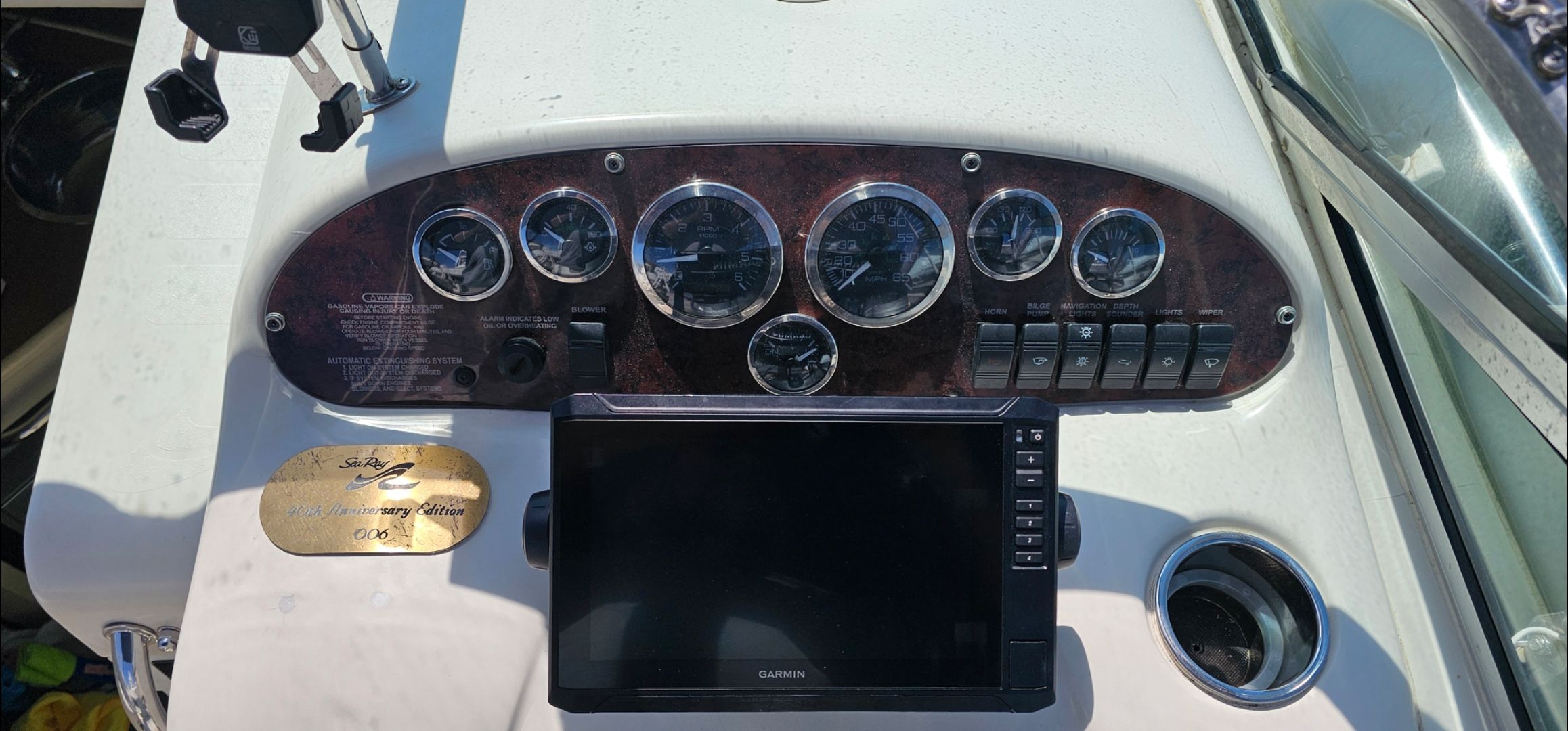 1999 Sea Ray 240 Sundancer - 8