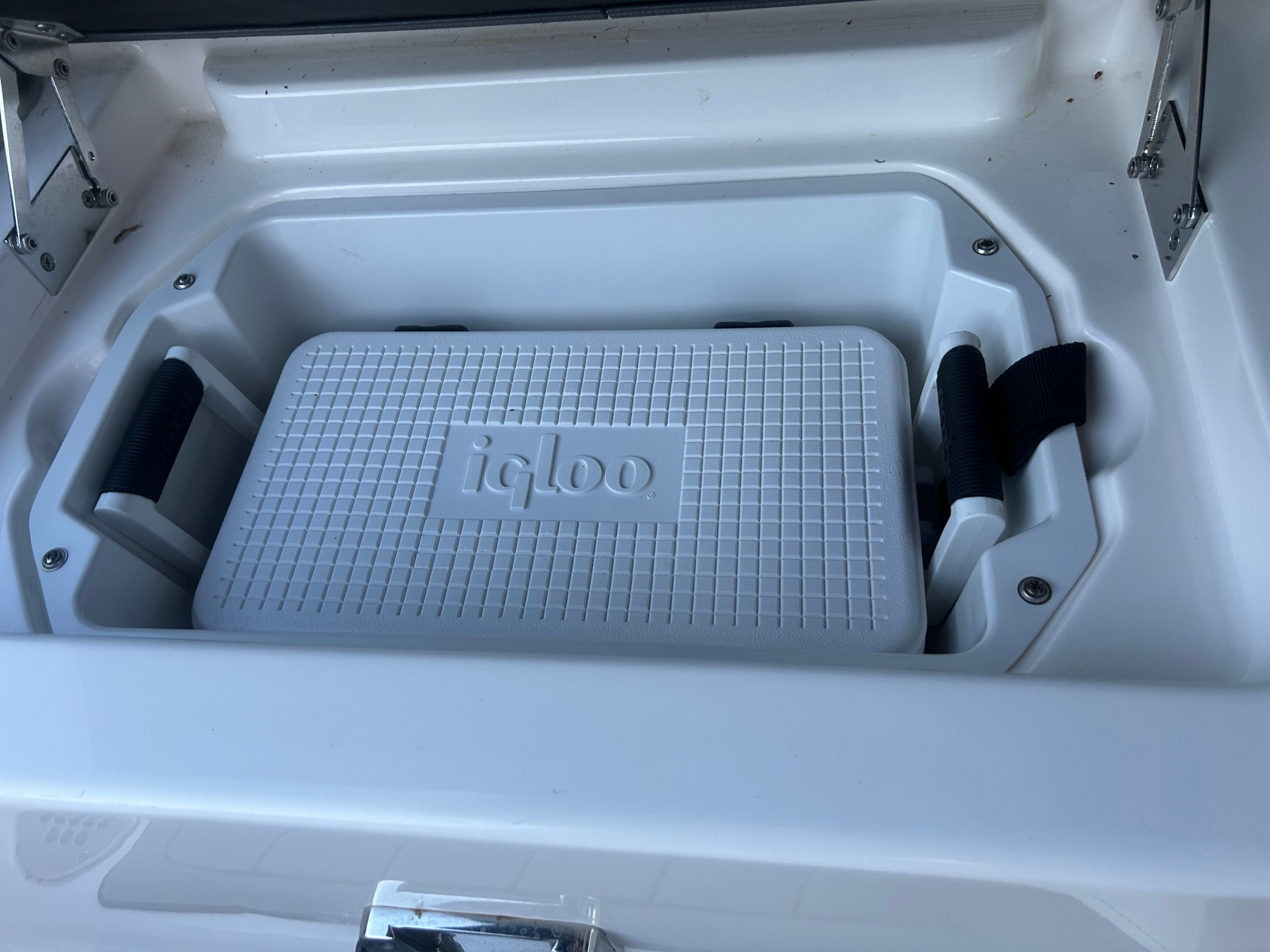 Igloo cooler in storage compartment of 2015 Chaparral Vortex 243 VRX.