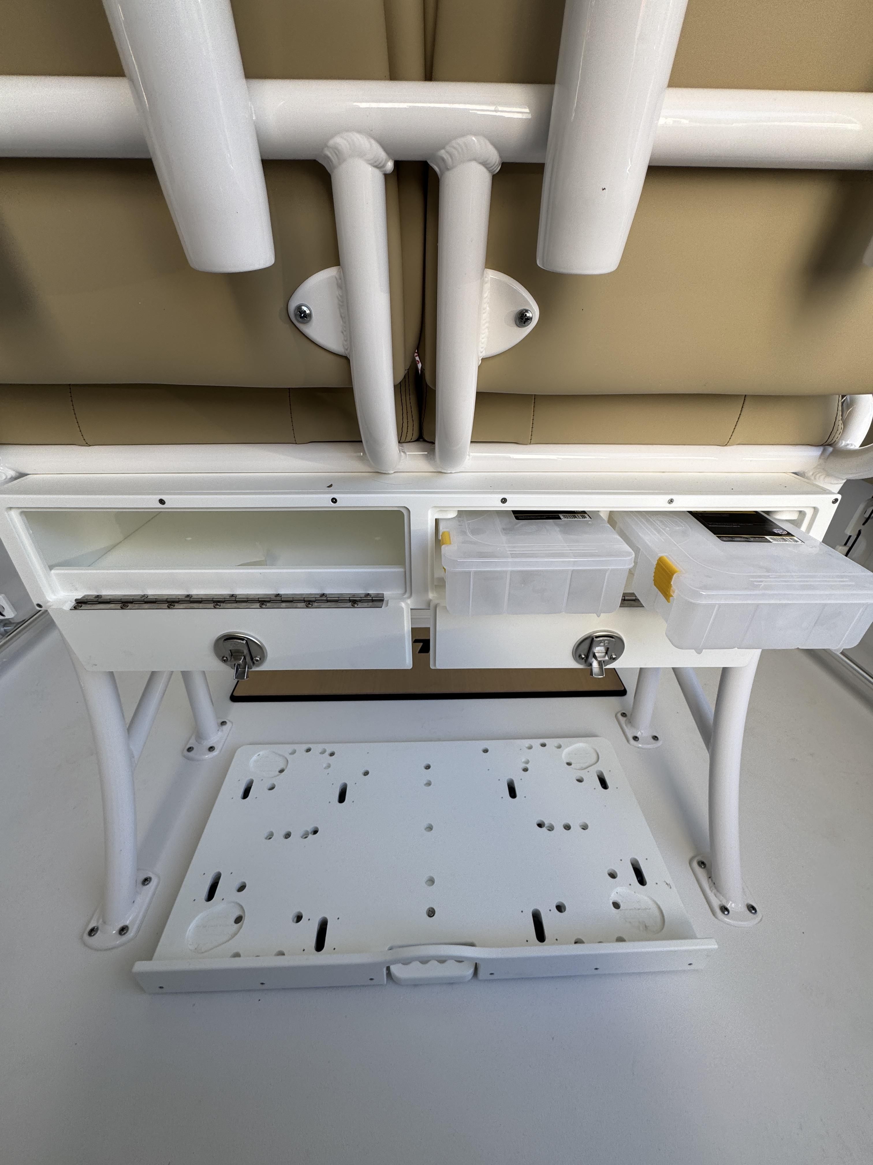 2026 Sportsman Heritage 231 Center Console - 49
