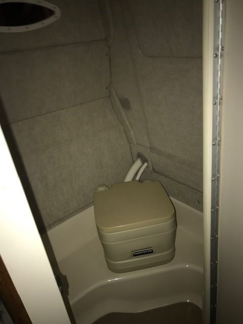 1997 Sea Ray 240 Sundancer - 12