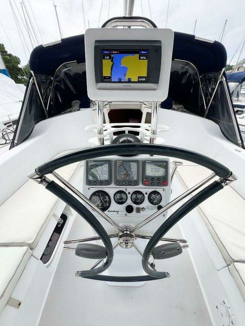 2007 Catalina 350 MK II - Image 41