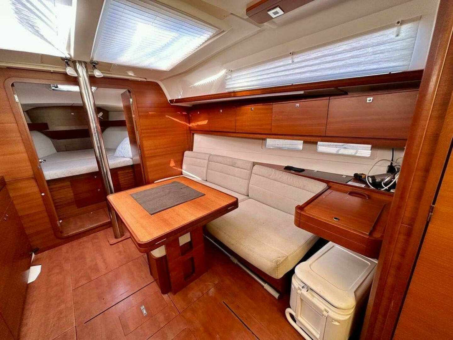 2015 Dufour 382 Grand Large - Image 10