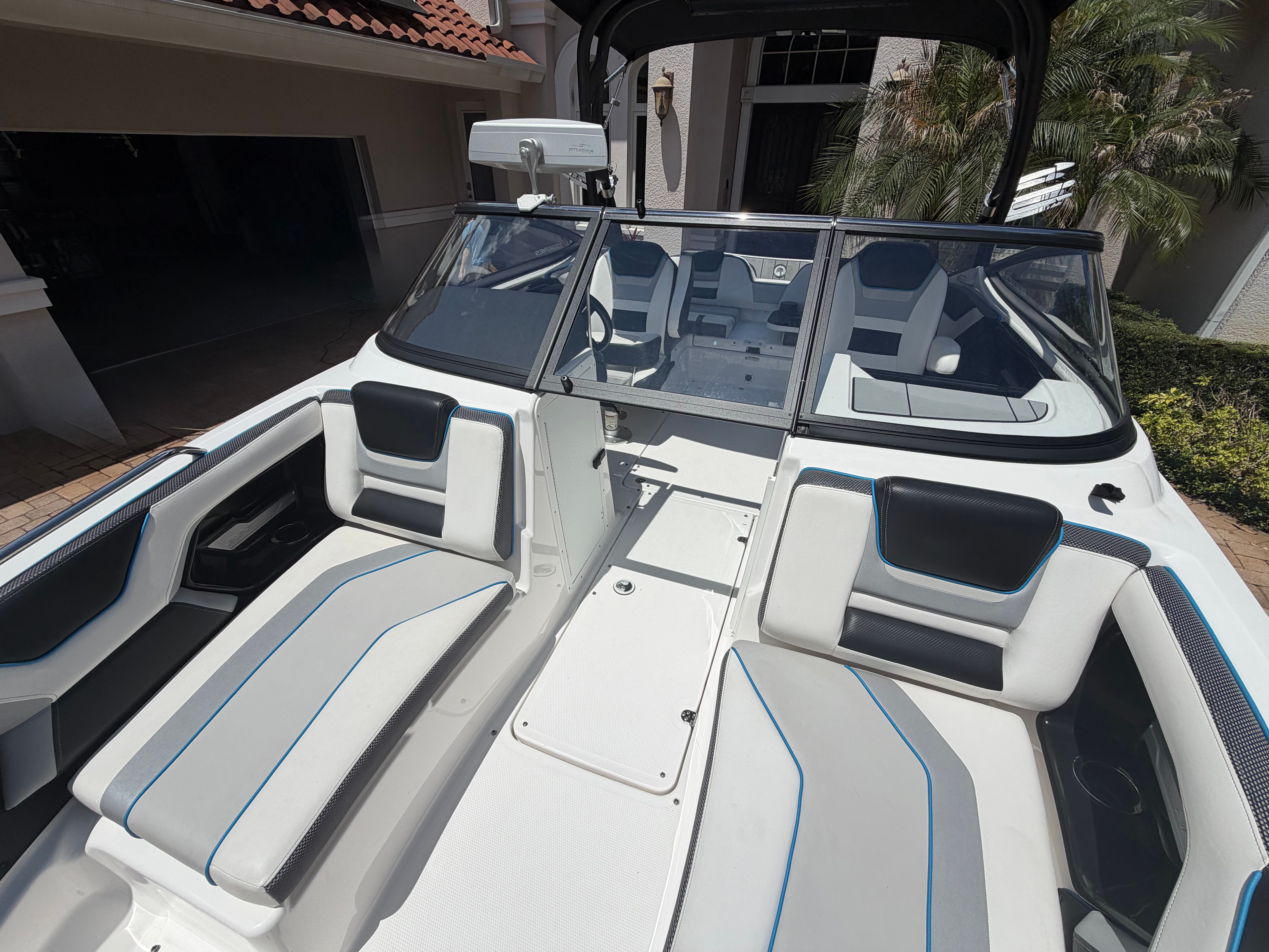 2021 Yamaha Boats 212XE - 17