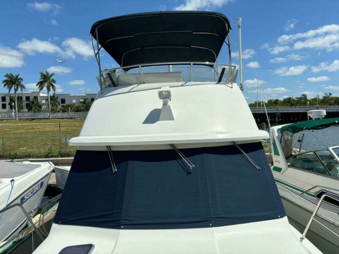 2004 Sabreline 36 Sedan - Image 4