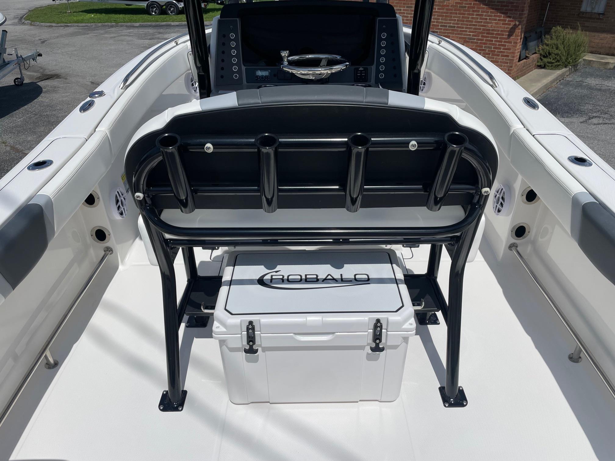 2025 Robalo R230 Center Console boat interior with seating and storage.