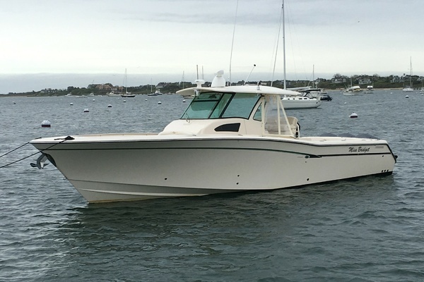 2011 Grady-White