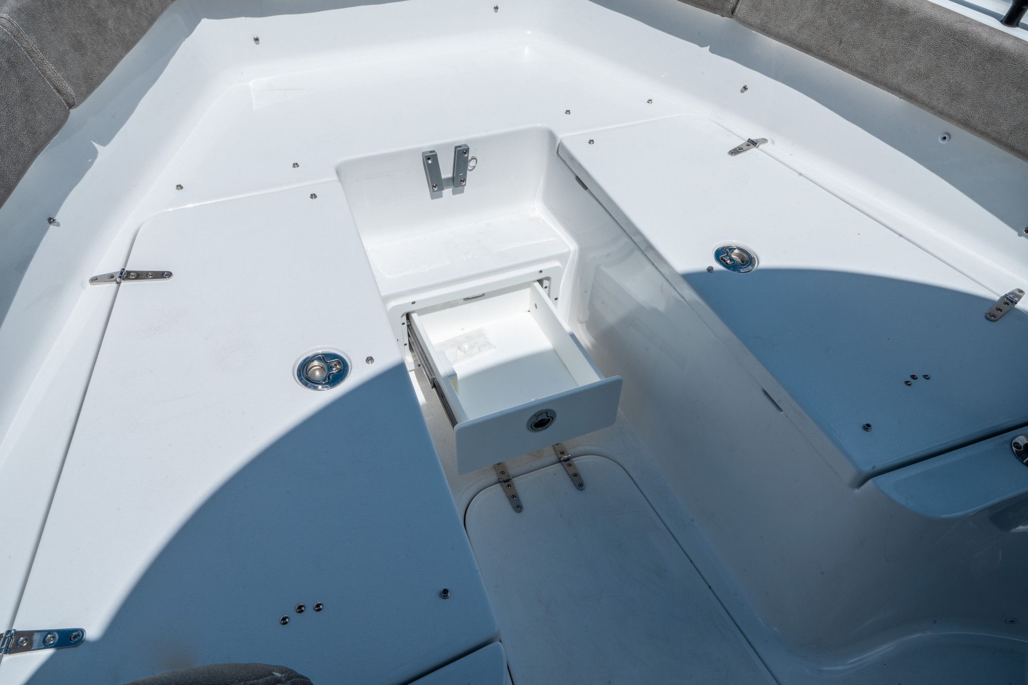 2026 Sea Hunt Ultra 255 SE - 26