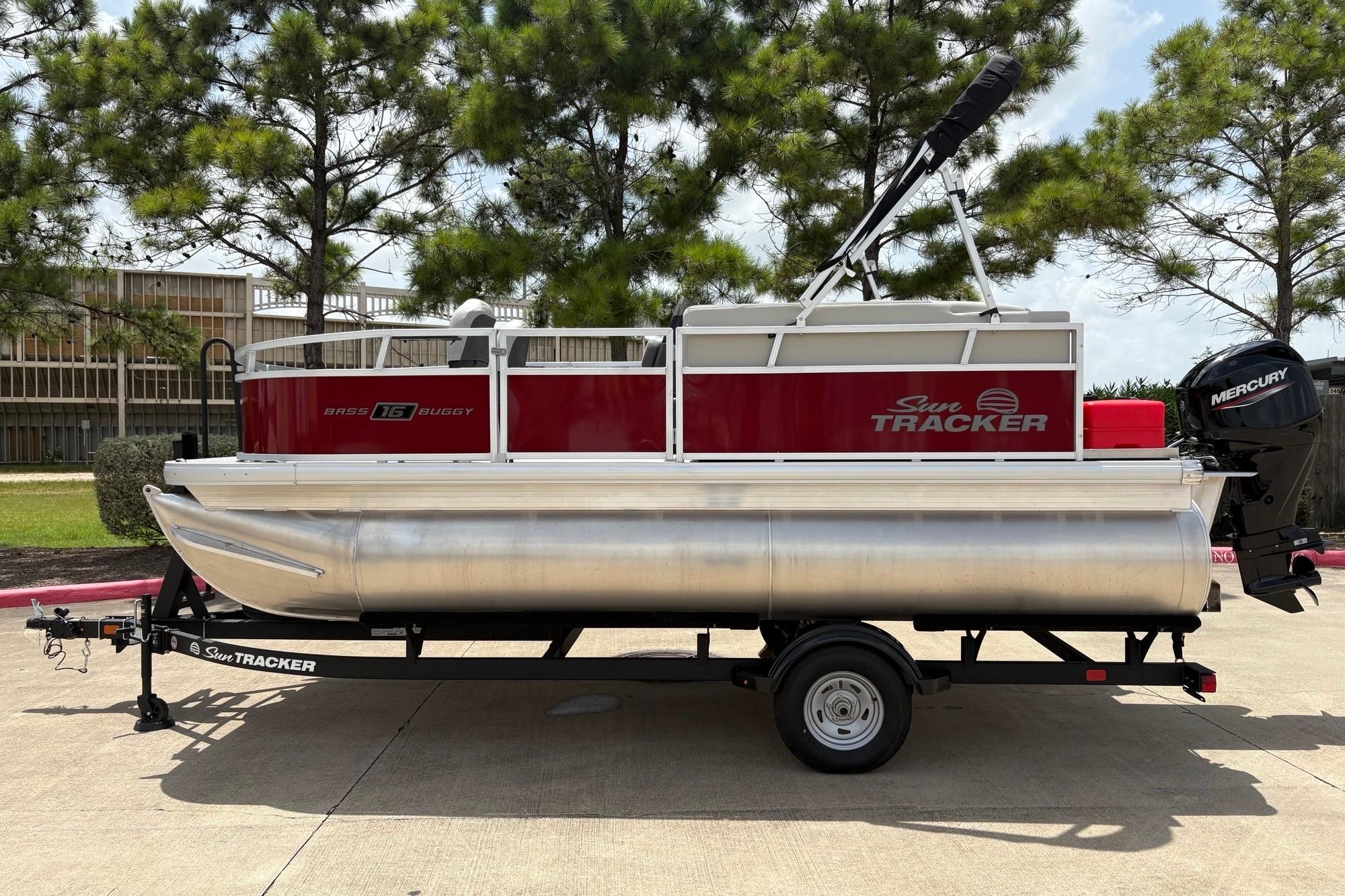 2026 Sun Tracker Bass Buggy 16 XL Select