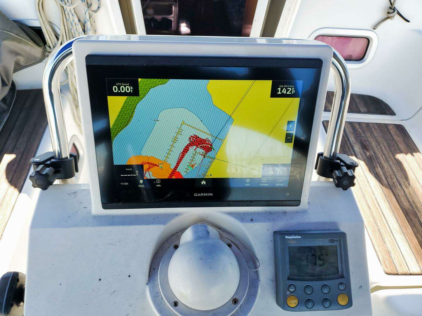 2011 Beneteau Oceanis 34 - Image 12