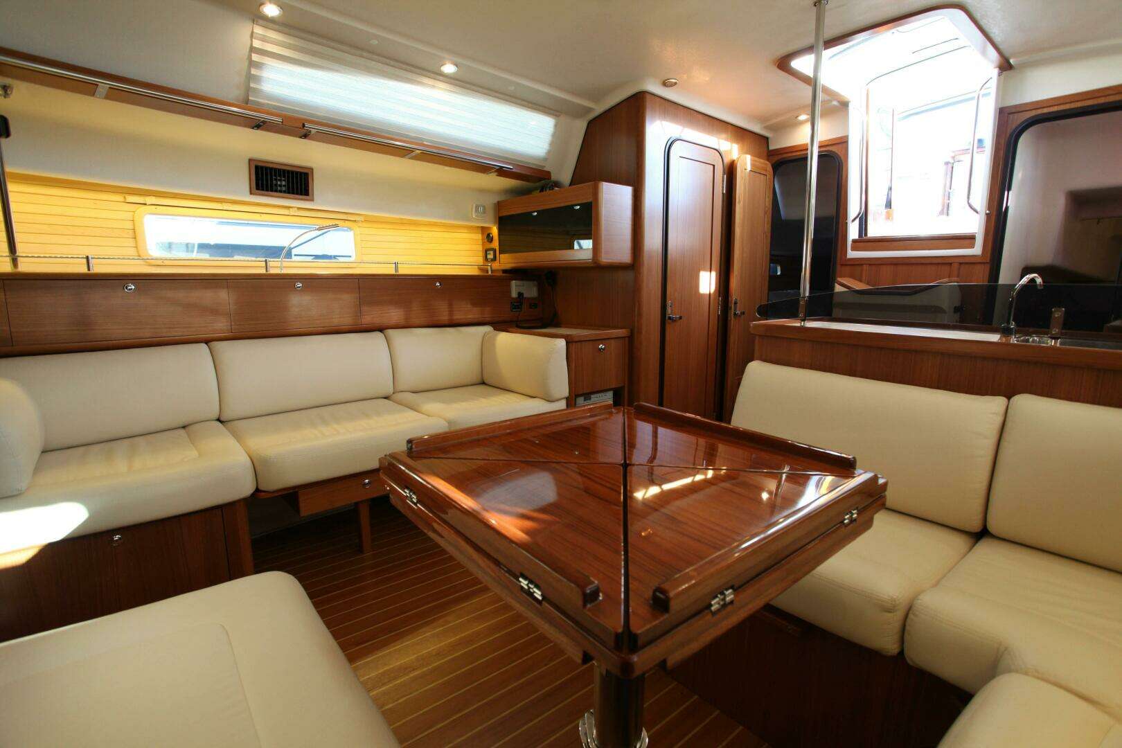 2025 Catalina 426 - Image 183