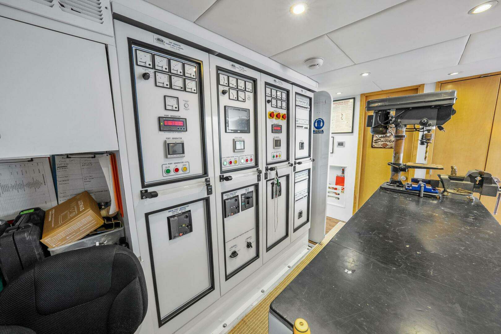 2005 Trinity Yachts Tri-Deck - Image 63
