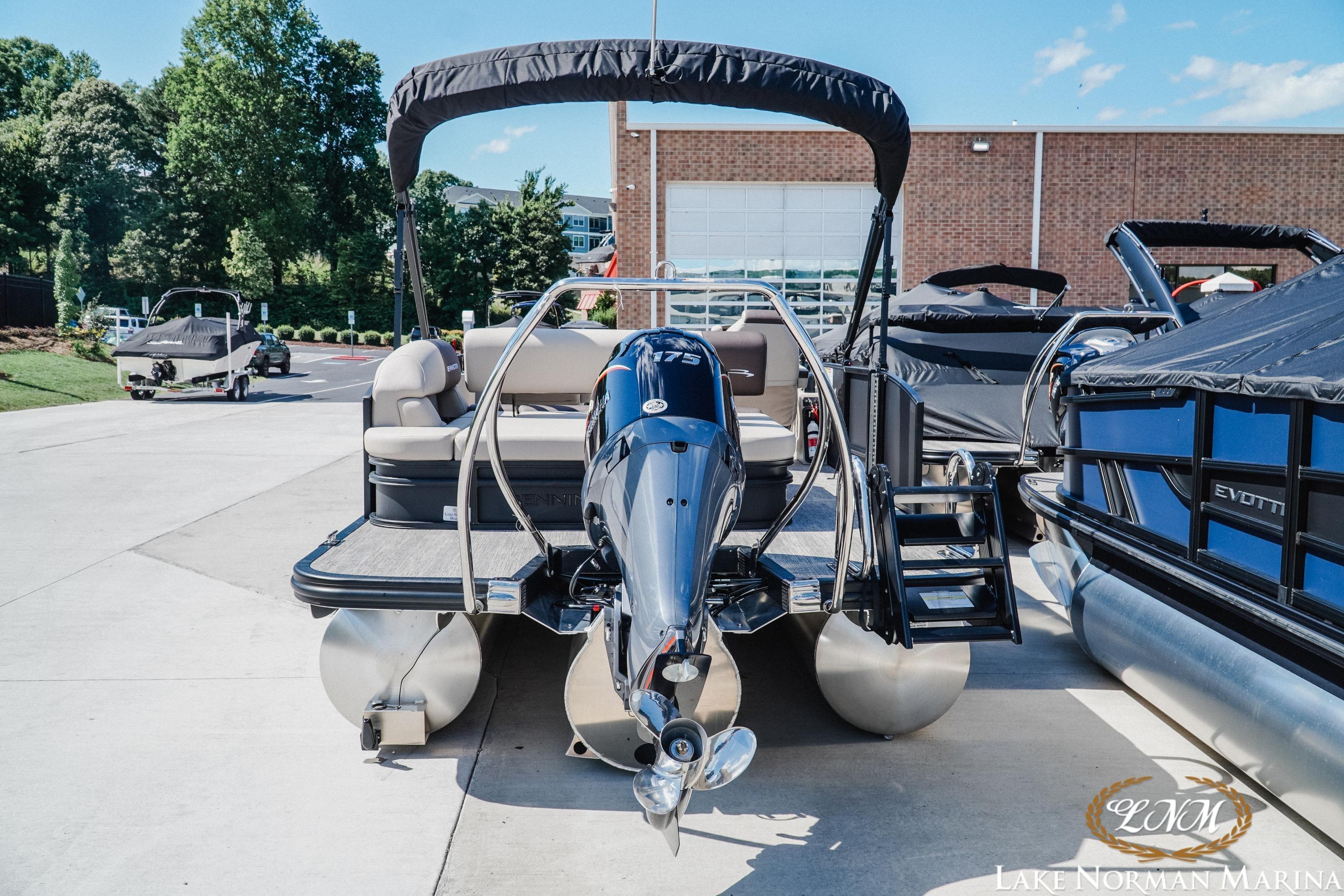 2027 Bennington 23ssb pontoon boat with outboard motor at Lake Norman Marina.