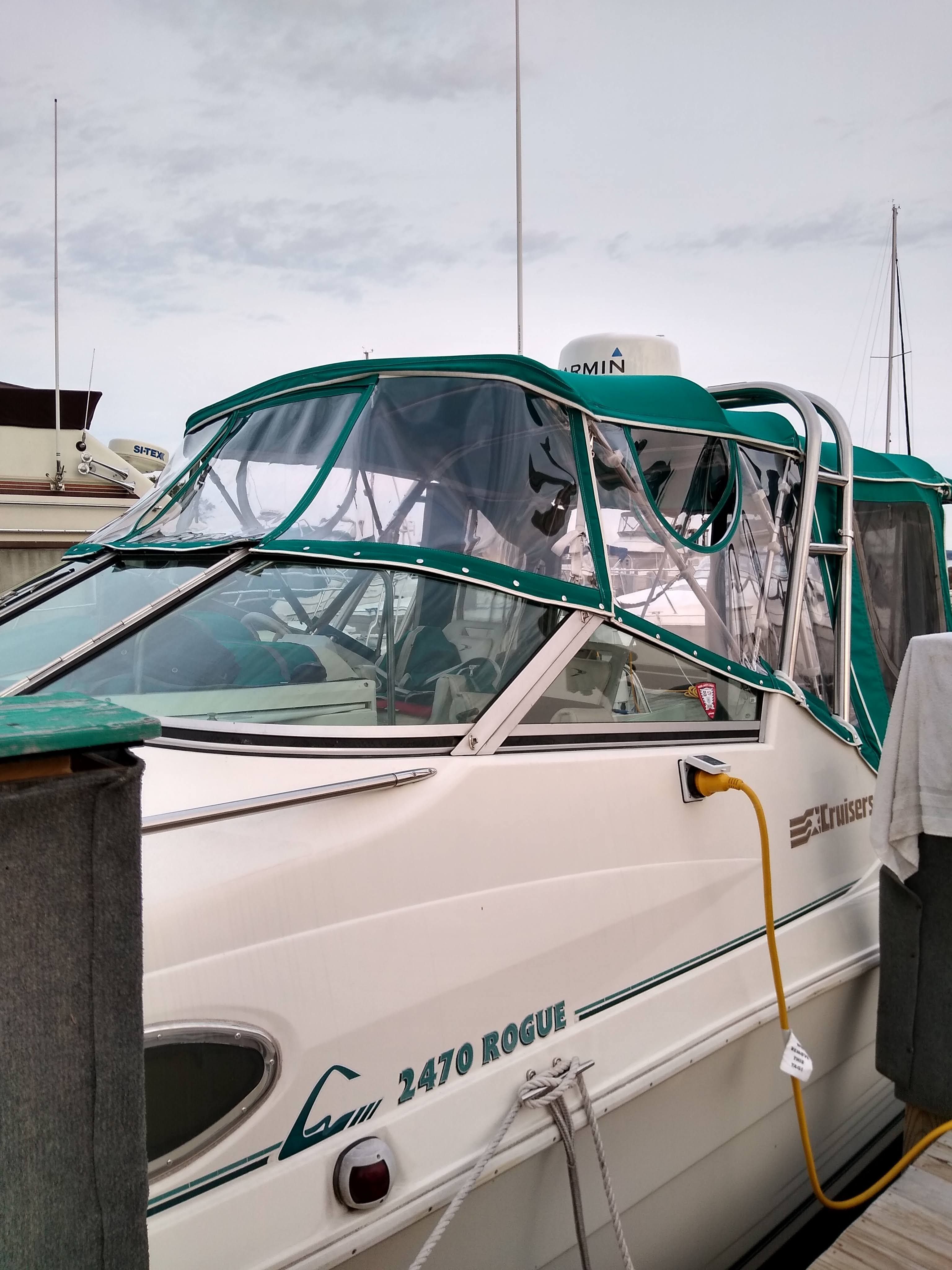 1995 Cruisers Rogue 2470 - 10