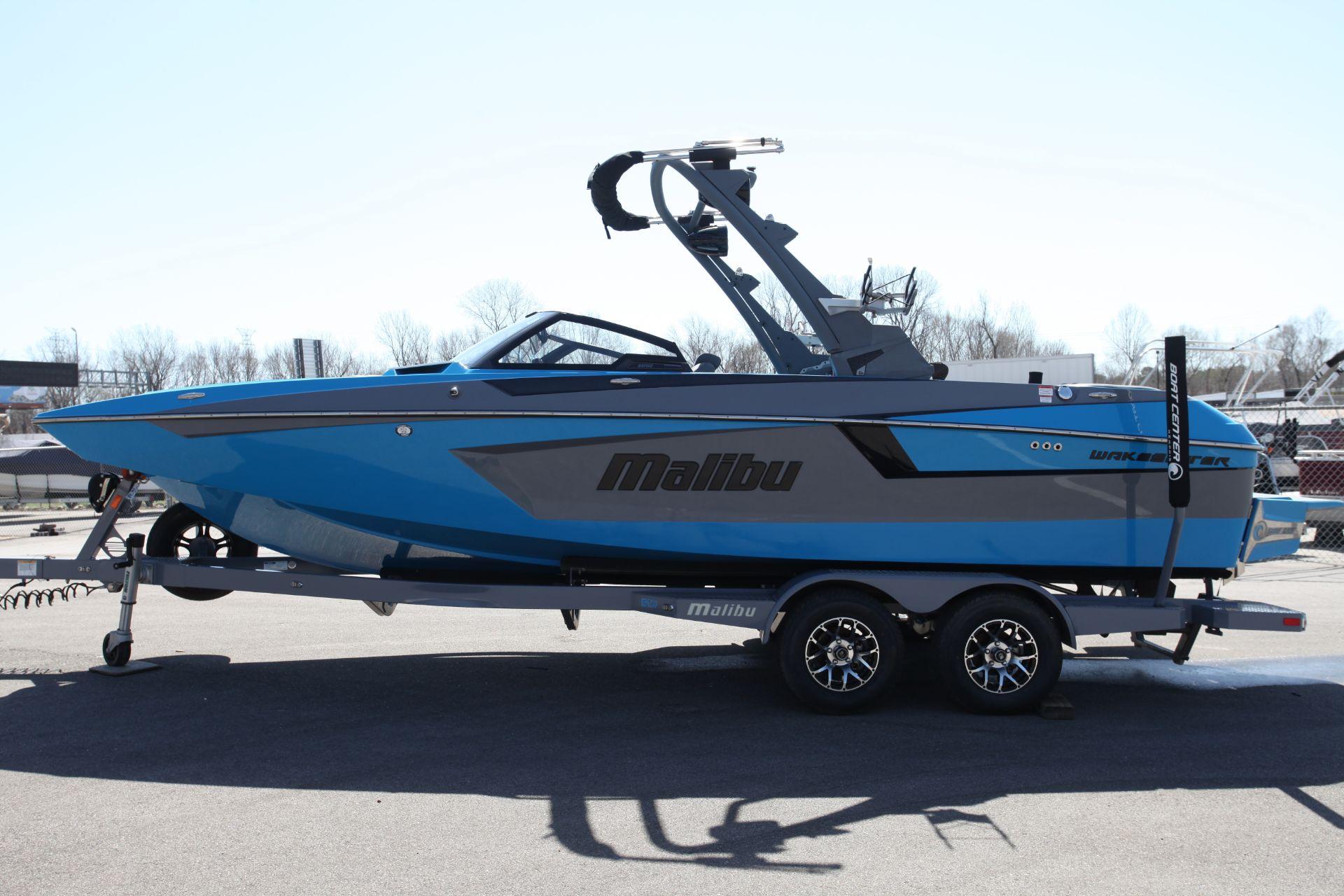 2021 Malibu Wakesetter 23 MXZ - 24