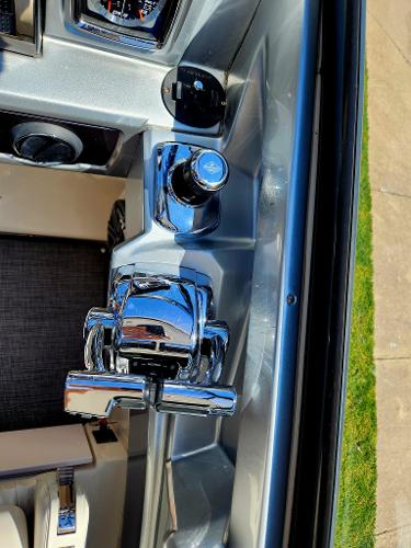 2014 Chaparral 327 SSX - 52