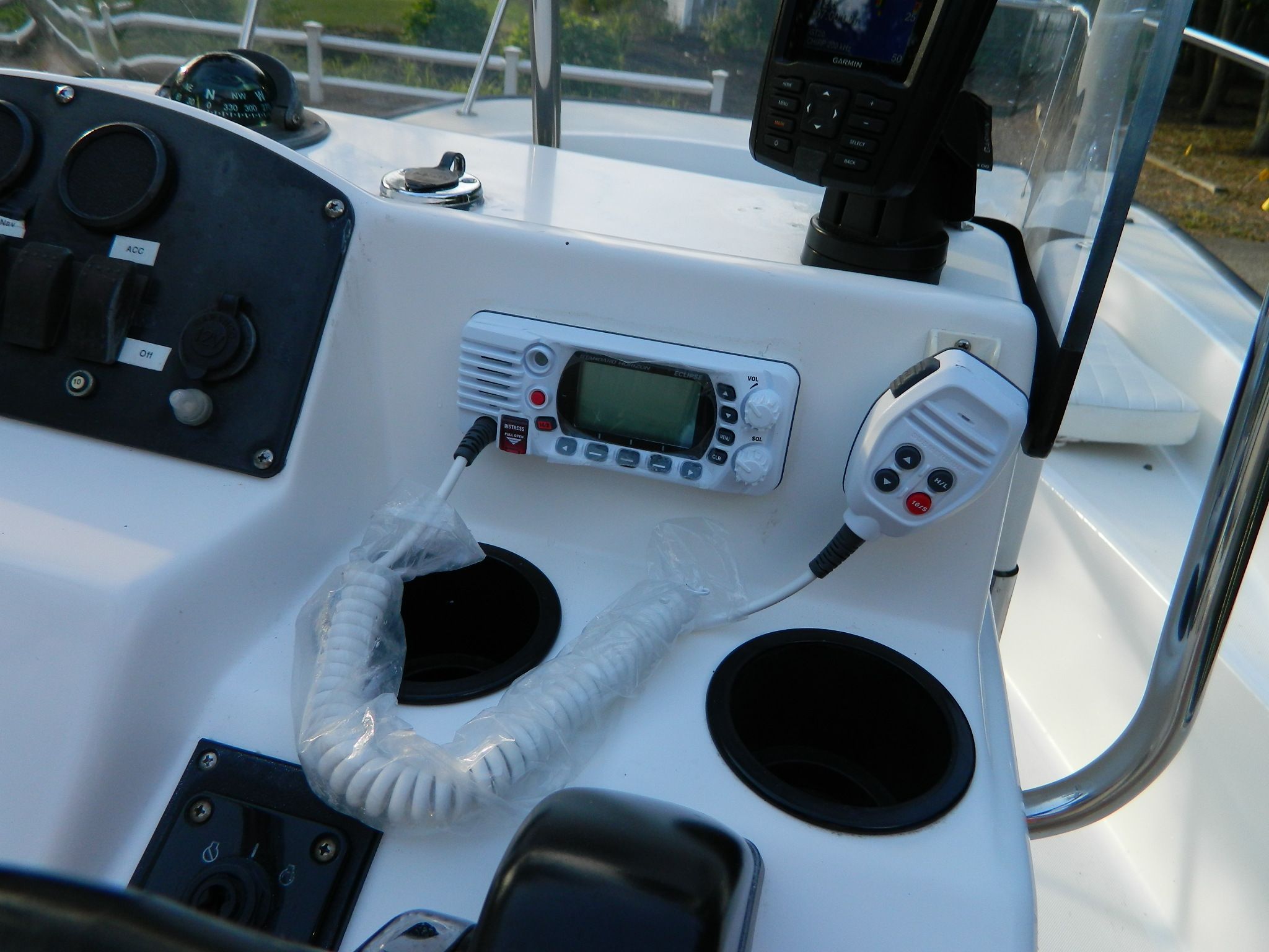 2003 Boston Whaler 170 Montauk - 7