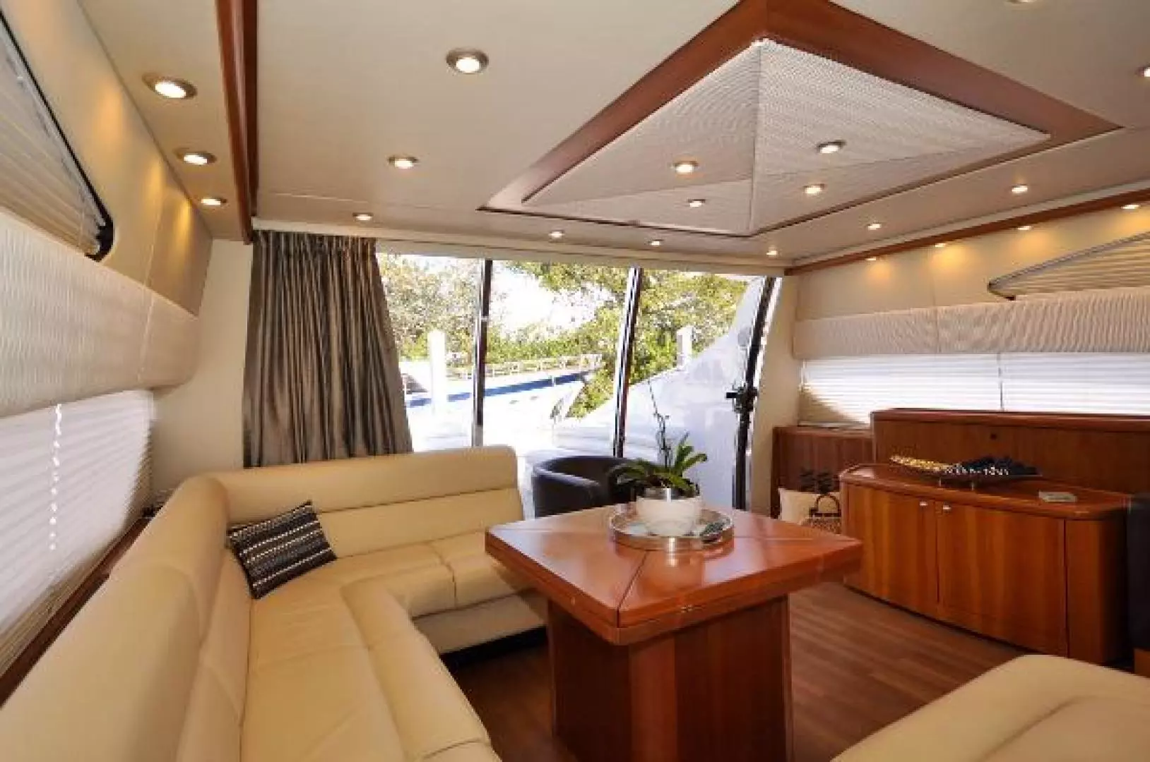 2006 Sunseeker Predator - Image 14