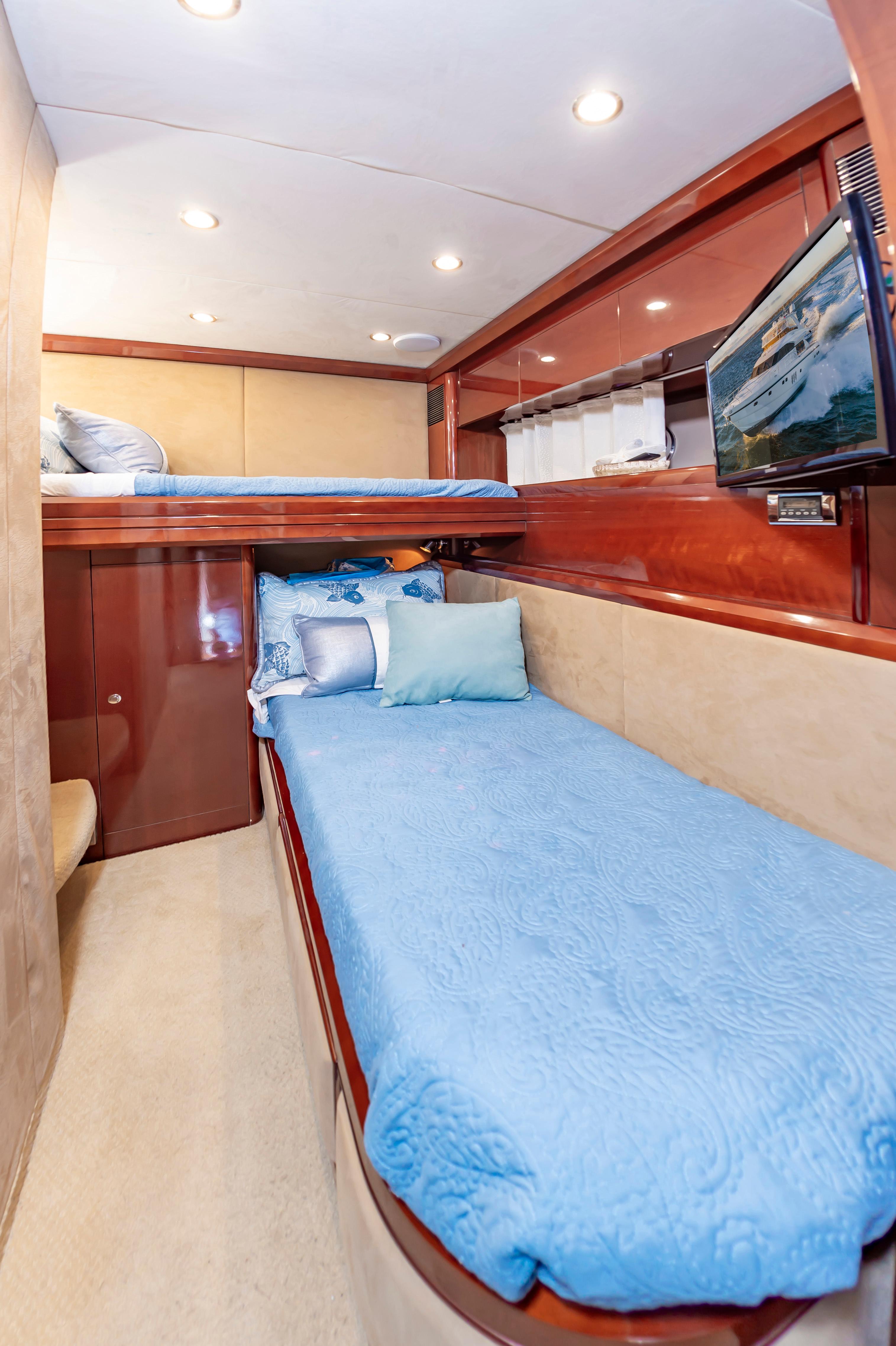 2006 Princess 75 Motor Yacht - 62
