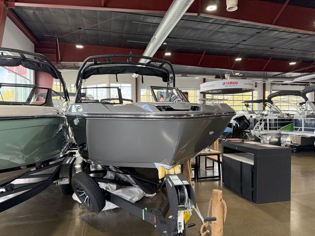 2025 Yamaha Boats 222XE - 2