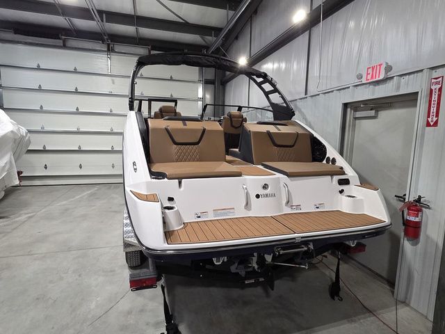 2026 Yamaha Boats 222SD - 3