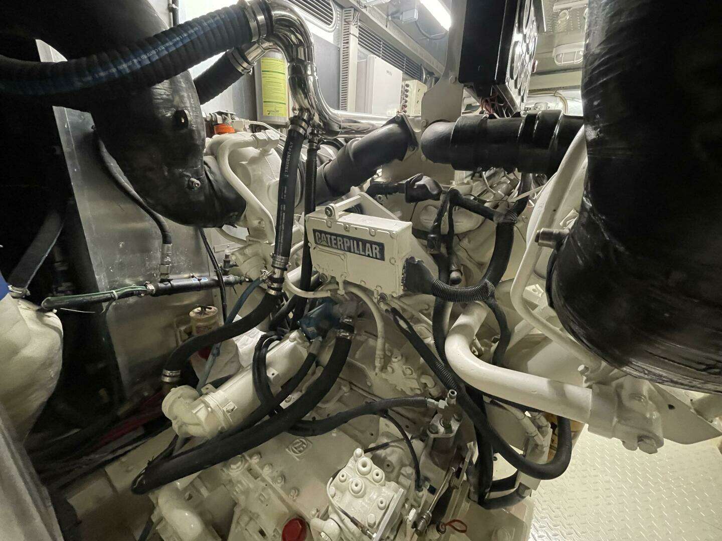 1999 Horizon 70 MY - Image 47